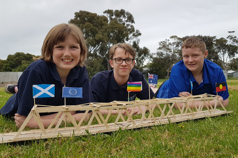 2020 Yr 8 Bridges 002.jpg 2020 Yr 8 Bridges 002.jpg